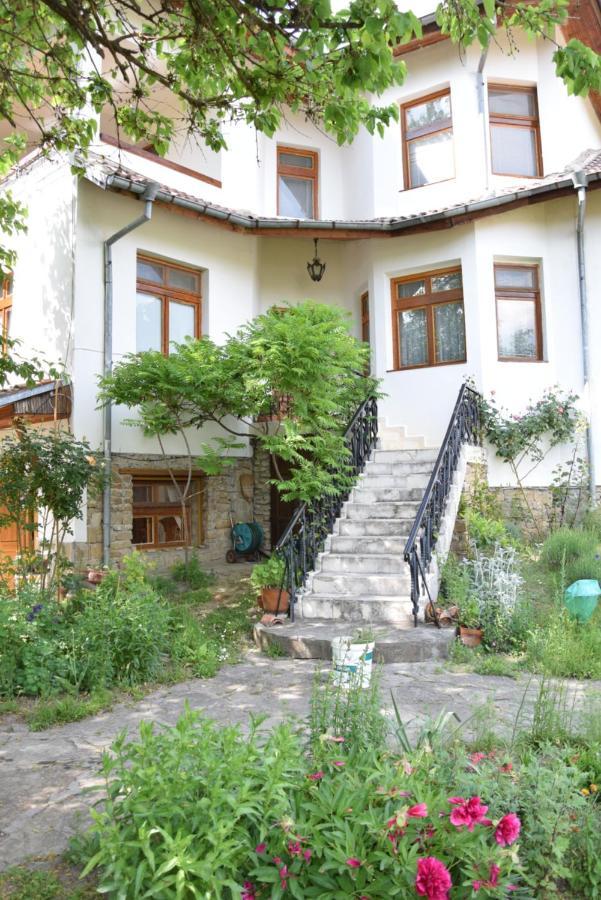 ארבאנאסי Guest House Astra מראה חיצוני תמונה