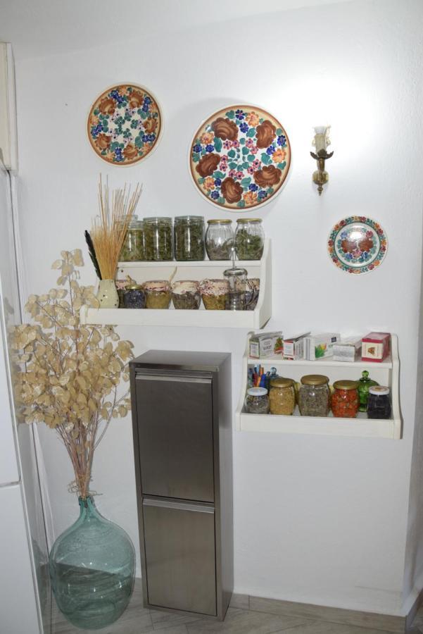 ארבאנאסי Guest House Astra מראה חיצוני תמונה