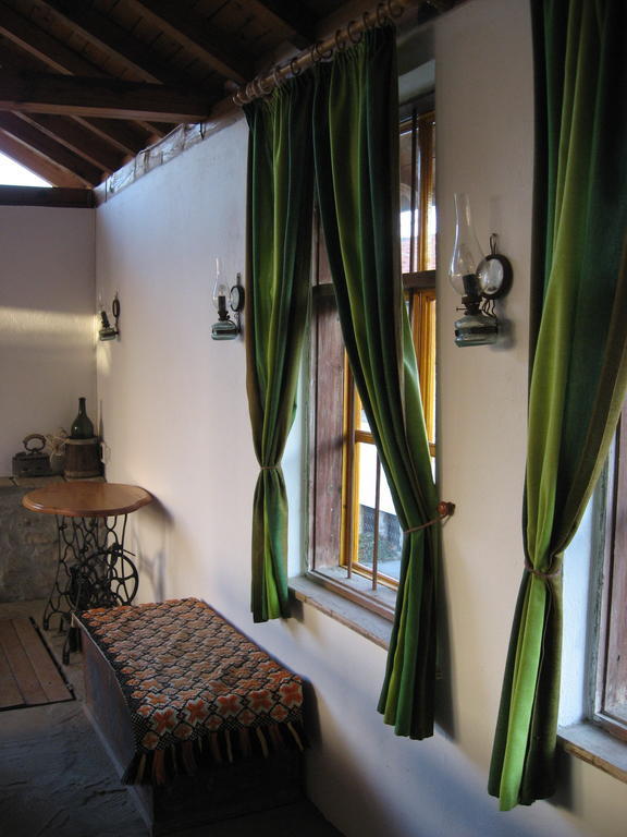 ארבאנאסי Guest House Astra מראה חיצוני תמונה