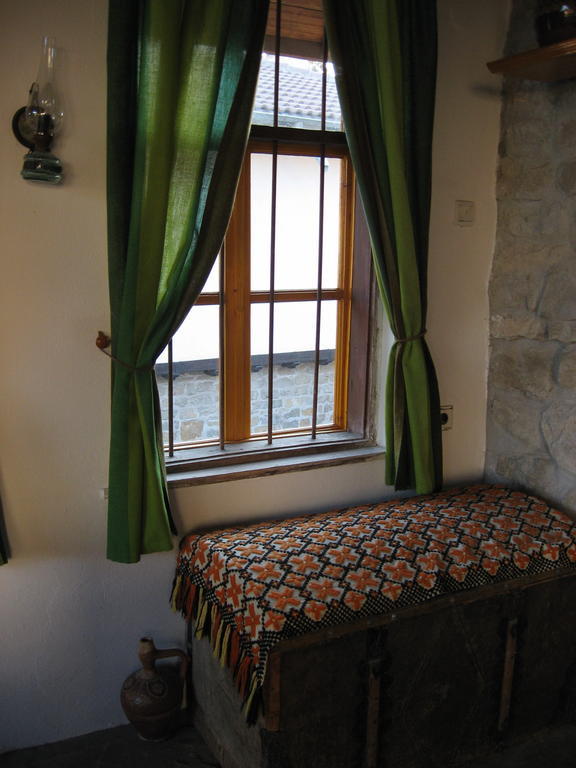 ארבאנאסי Guest House Astra מראה חיצוני תמונה