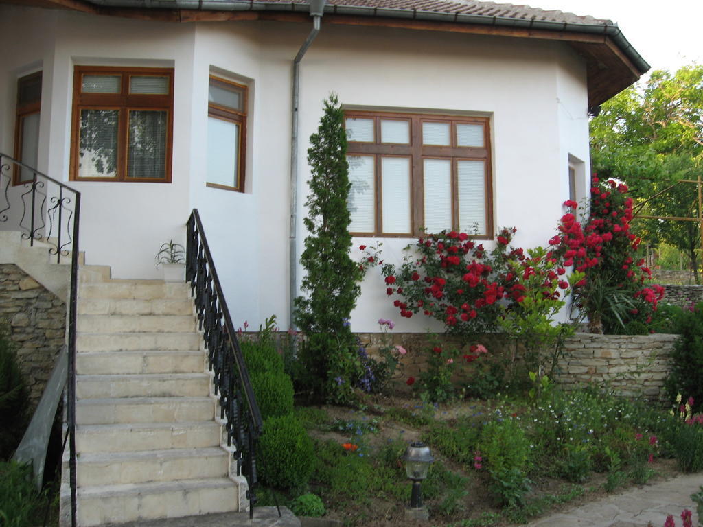 ארבאנאסי Guest House Astra חדר תמונה