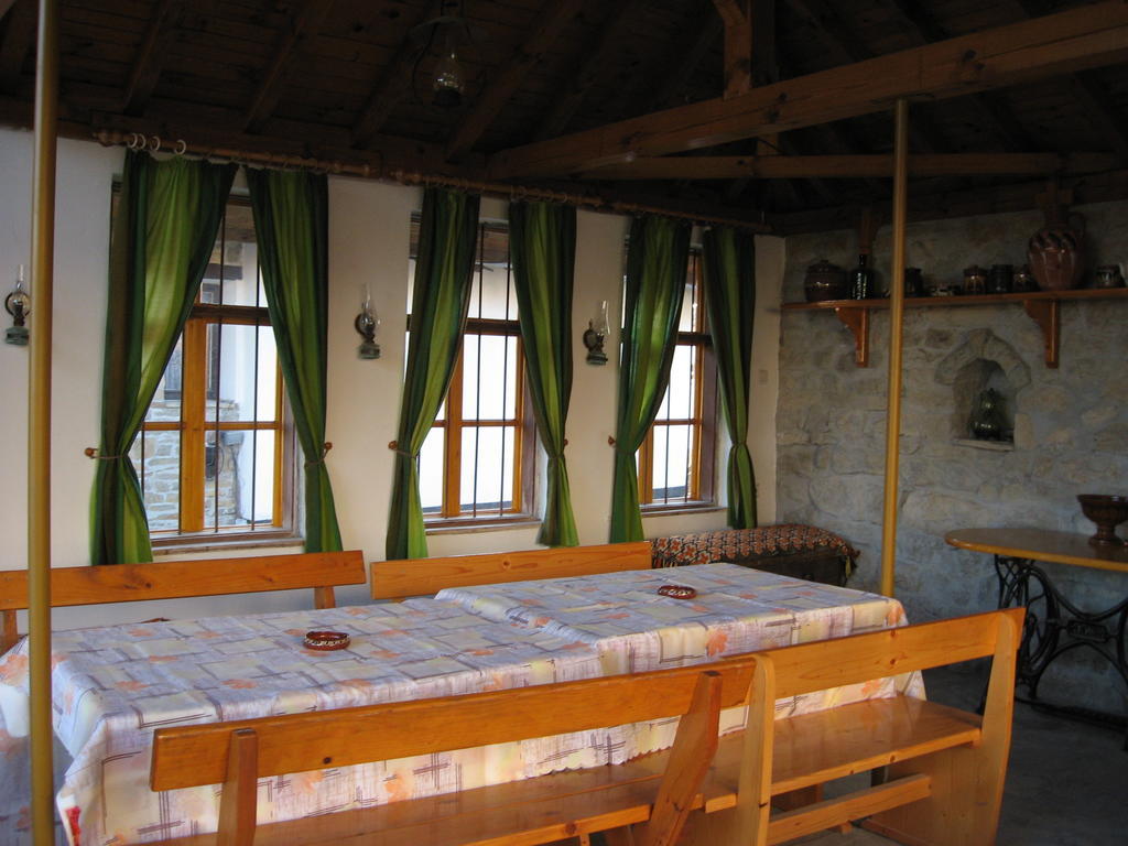 ארבאנאסי Guest House Astra מראה חיצוני תמונה
